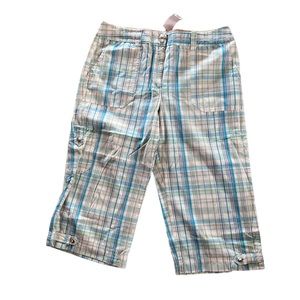 NWT VAN HEUSEN Plaid Cargo Modern Fit Pedal Pushers Cropped Size 12